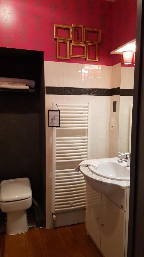 Chambres D'Hotes Du Tilleul Nanteuil-en-Vallee Luaran gambar